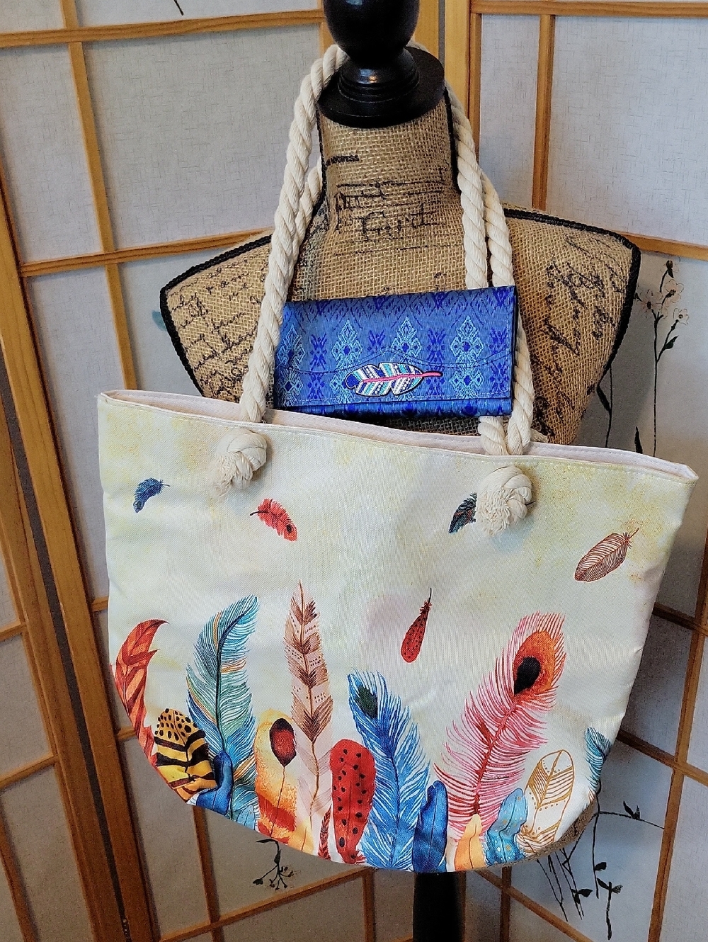 🪶 feather design tote with coordinating wallet🪶